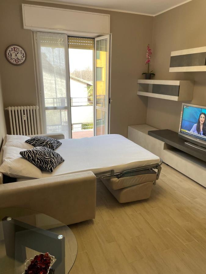 Casa Iris Apartment Rozzano Luaran gambar