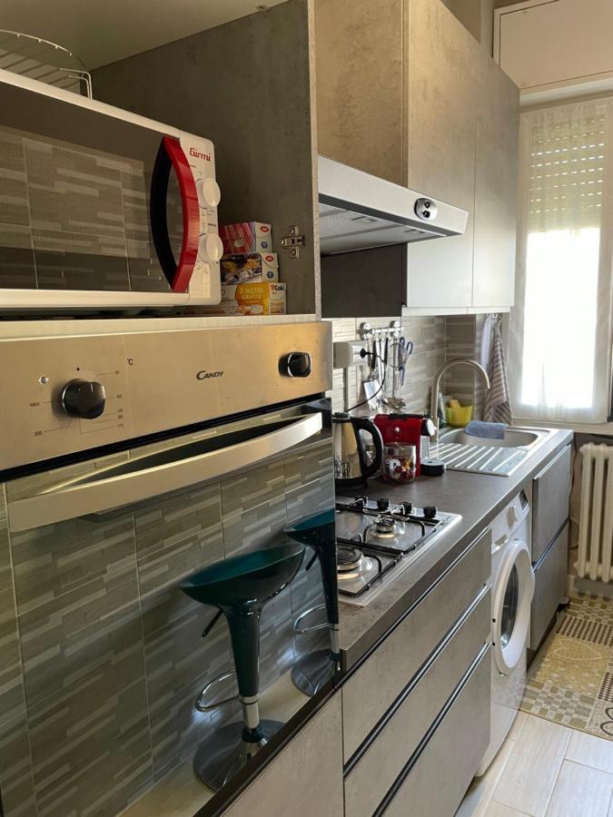 Casa Iris Apartment Rozzano Luaran gambar