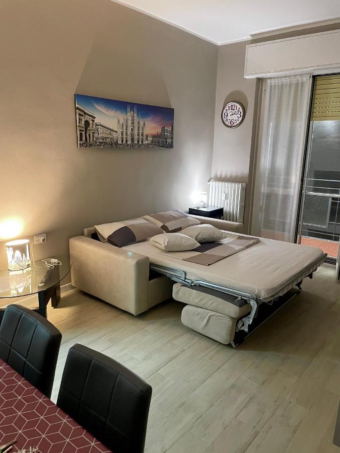 Casa Iris Apartment Rozzano Luaran gambar